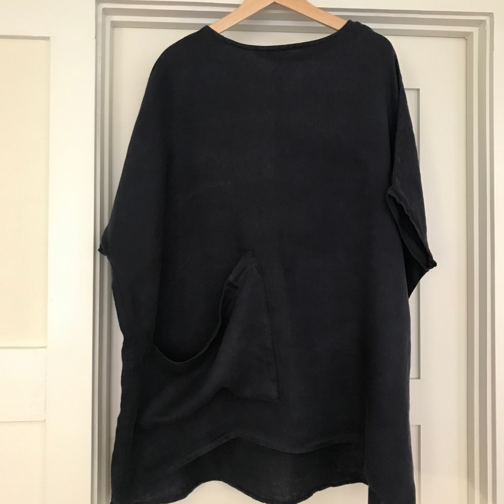 Elizabeth Suzann Navy Linen Harper Tunic - OS